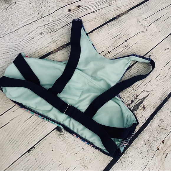 Top unavailable - Picture 5 of 5